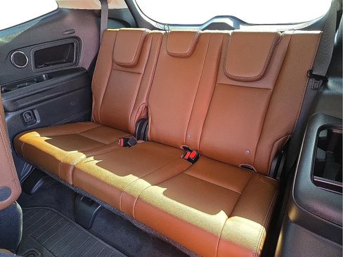 Used 2025 Subaru Ascent Touring image 10