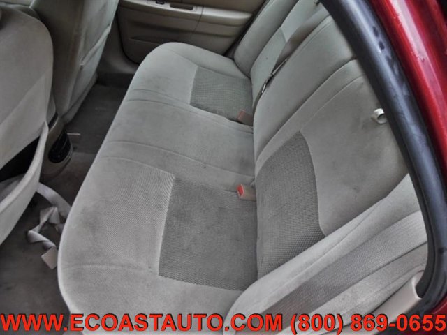 Used 2004 Ford Taurus SES FWD image 10