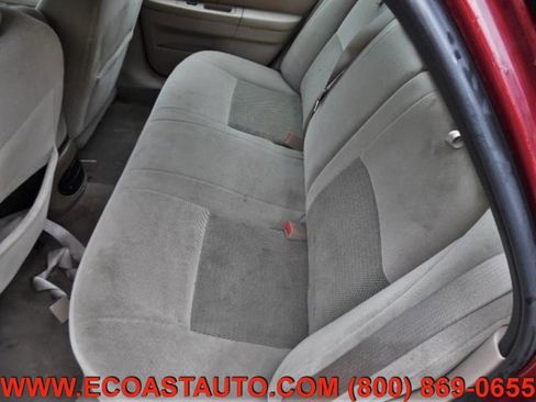 Used 2004 Ford Taurus SES image 10