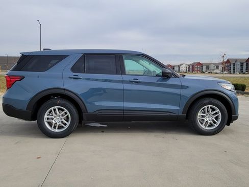 New 2026 Ford Explorer Active image 2