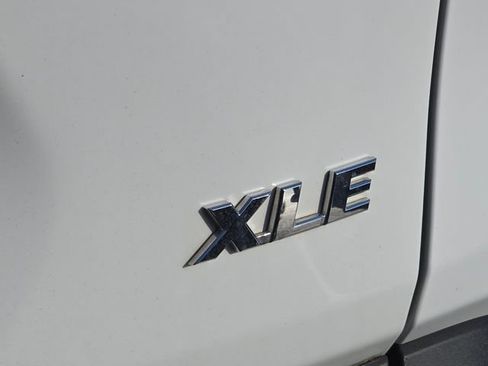Used 2023 Toyota RAV4 XLE w/ Convenience Package FWD image 13