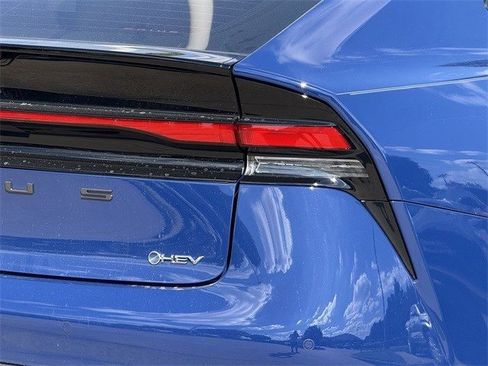 New 2026 Toyota Prius LE image 7