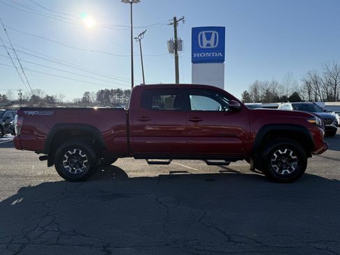 Used 2021 Toyota Tacoma TRD Off-Road w/ TRD Premium Off Road Package image 4
