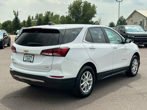 Used 2024 Chevrolet Equinox LT AWD/4WD image 6