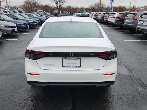 Used 2024 Honda Accord EX image 5
