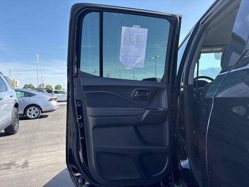 Used 2025 Honda Ridgeline Sport+ image 19