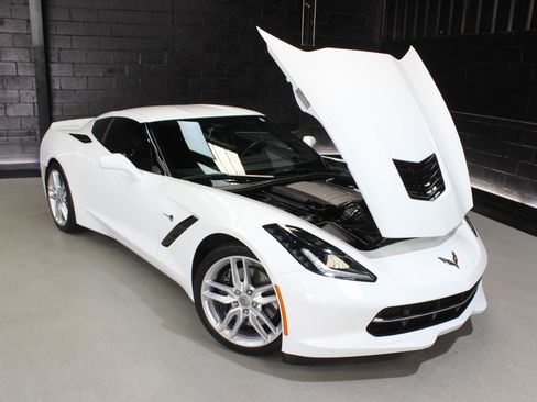 Used 2019 Chevrolet Corvette Stingray Coupe image 21