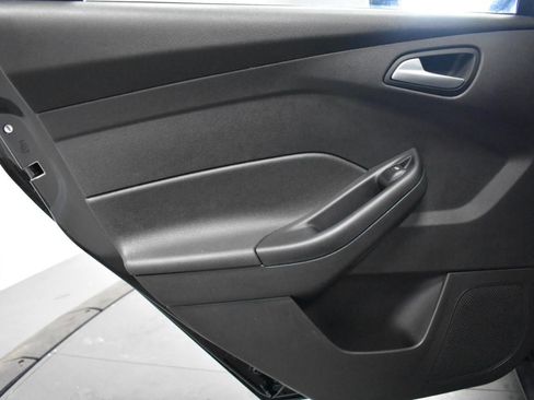 Used 2017 Ford Focus SE image 14