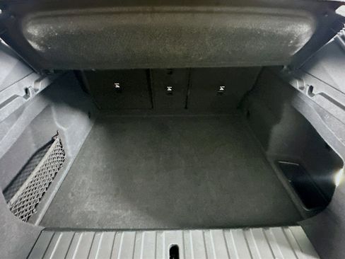 Used 2025 BMW X2 xDrive28i image 26