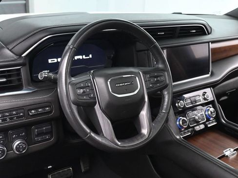 Used 2023 GMC Yukon Denali Ultimate AWD/4WD image 27