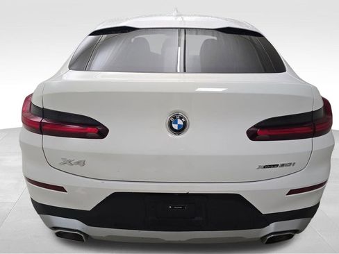 Certified 2025 BMW X4 xDrive30i w/ Premium Package image 8