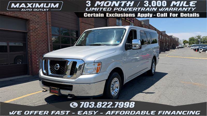 Used 2017 Nissan NV 3500 SV RWD image 1