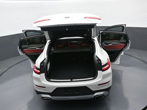 Used 2025 BMW X4 xDrive30i image 42