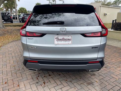 Used 2025 Honda CR-V Sport image 4