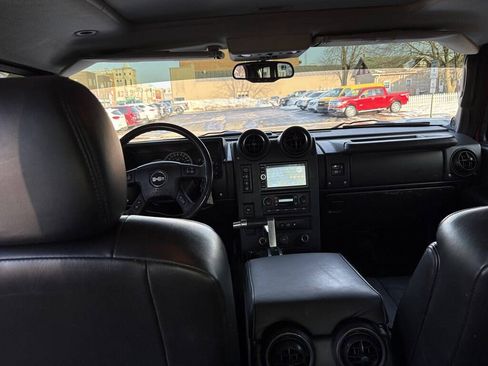 Used 2005 HUMMER H2 SUT w/ Preferred Equipment Group AWD/4WD image 33