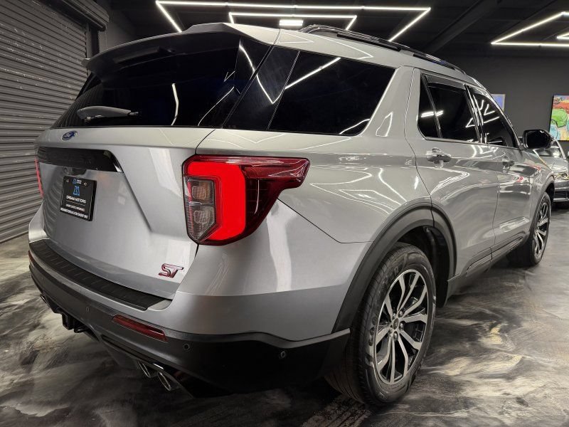 Used 2020 Ford Explorer ST w/ Premium Technology Package AWD/4WD image 5