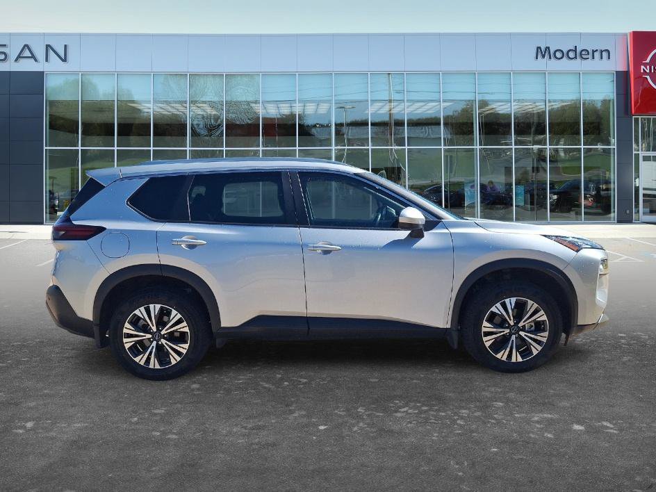 Certified 2023 Nissan Rogue SV w/ SV Premium B Package FWD image 4
