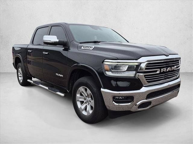 Used 2022 RAM 1500 Laramie AWD/4WD image 3
