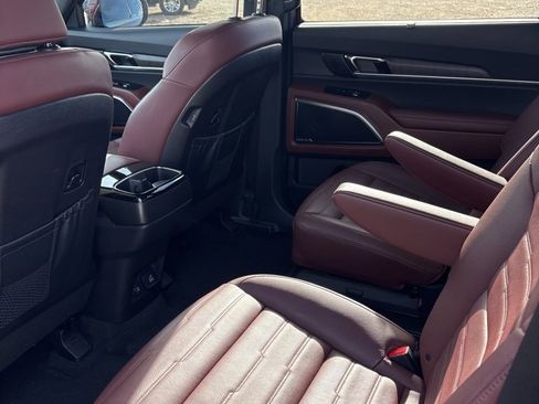 Certified 2023 Kia Telluride SX Prestige image 11