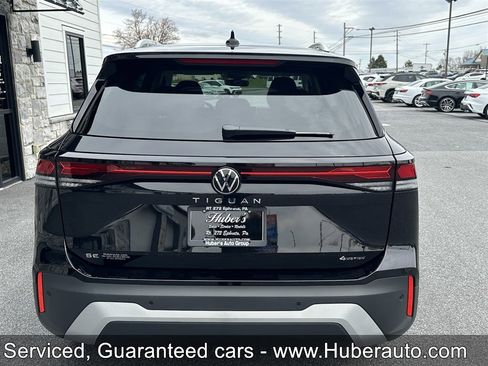 Used 2025 Volkswagen Tiguan SE image 5