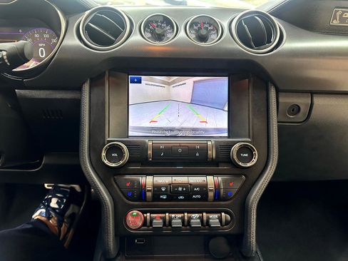 Used 2020 Ford Mustang Shelby GT500 w/ Technology Package image 23