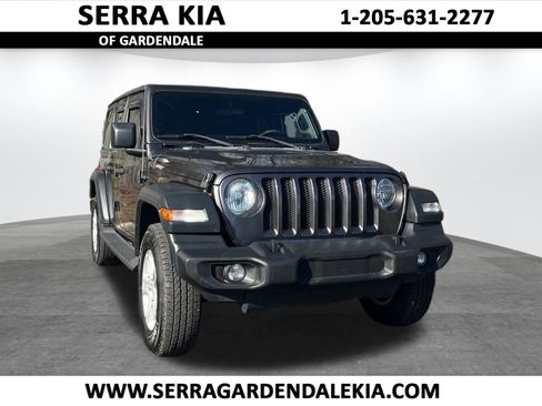 Used 2018 Jeep Wrangler Unlimited Sport S image 1