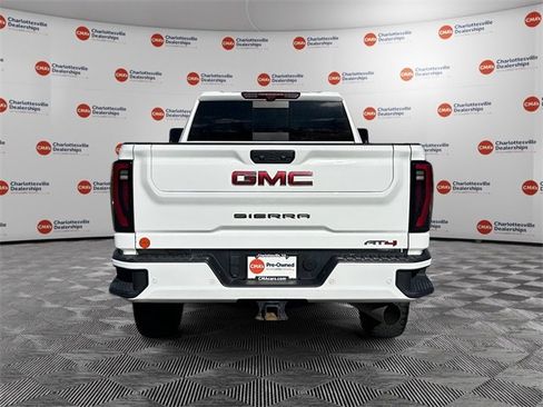 Used 2024 GMC Sierra 2500 AT4 w/ AT4 Premium Plus Package image 4