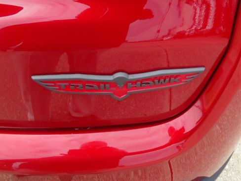 Certified 2024 Jeep Compass Trailhawk w/ Trailhawk Elite Group AWD/4WD image 11