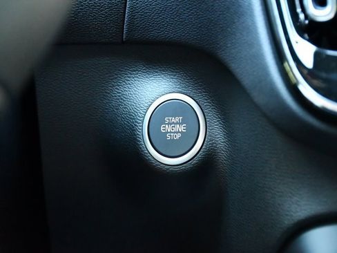 New 2026 Volvo XC40 B5 Ultra w/ Protection Package Premier image 15