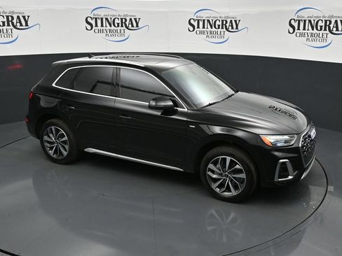 Used 2024 Audi Q5 2.0T Premium Plus w/ Premium Plus Package AWD/4WD image 18