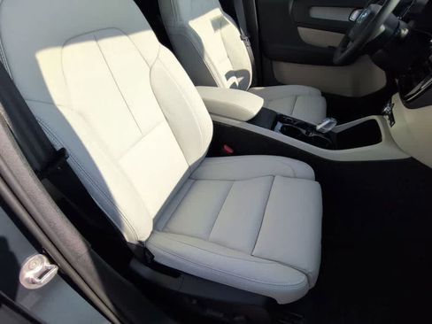 Used 2026 Volvo XC40 B5 Ultra w/ Protection Package Premier AWD/4WD image 21