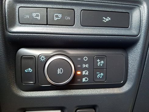 Certified 2022 Ford F150 XLT w/ Equipment Group 302A High image 27