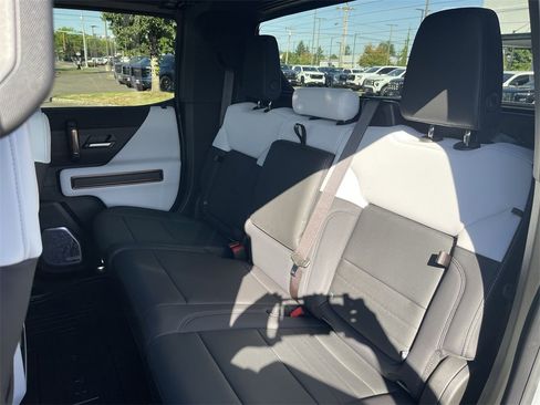 Used 2024 GMC Hummer EV 3X image 26