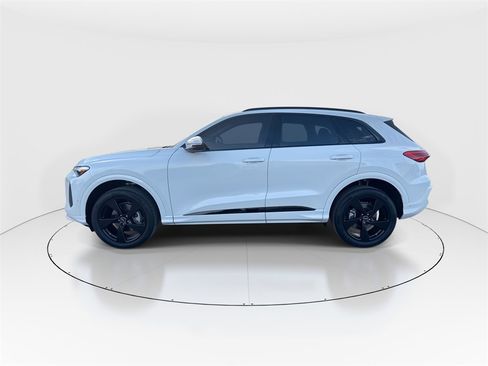 New 2025 Audi Q5 Premium Plus image 5