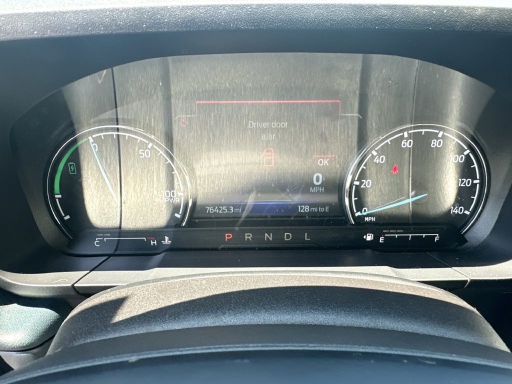 Used 2024 Ford Maverick Lariat FWD image 12