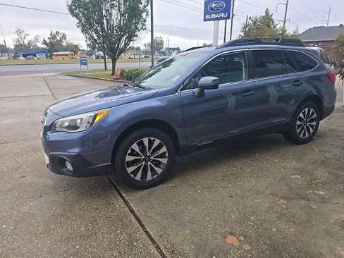 Used 2016 Subaru Outback 2.5i Limited image 6