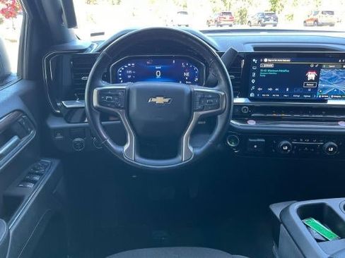 Used 2025 Chevrolet Silverado 1500 LT RWD image 20