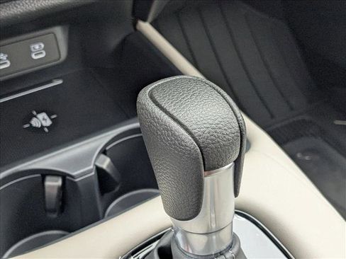 New 2026 Honda HR-V LX image 12