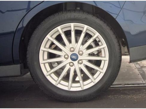 Used 2016 Ford C-MAX SE image 22