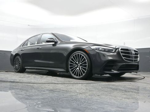 Used 2022 Mercedes-Benz S 580 4MATIC Sedan image 40