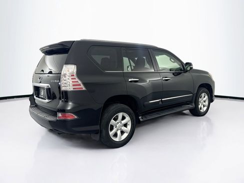 Used 2019 Lexus GX 460 w/ Navigation Package image 5
