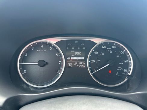 Certified 2025 Nissan Kicks Play S FWD image 9