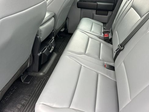 New 2026 Ford F250 XL w/ XL Chrome Package RWD image 8