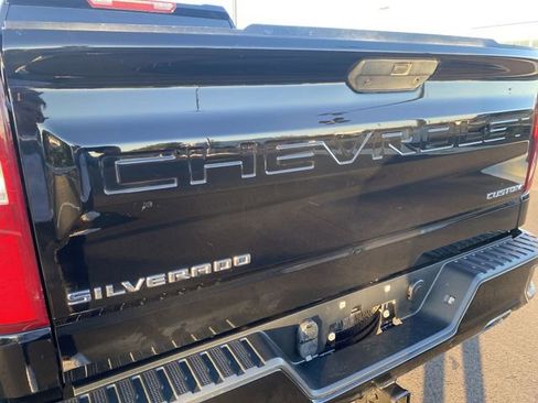 Used 2019 Chevrolet Silverado 1500 Custom Trail Boss w/ Custom Convenience Package image 30