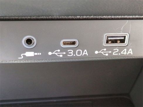 Used 2025 Subaru Forester Touring image 23