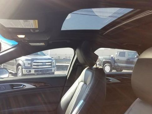 Used 2019 Lincoln MKZ Reserve image 15