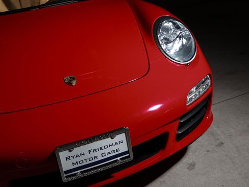 Used 2009 Porsche 911 Carrera S image 9