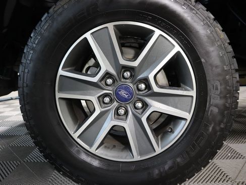 Used 2016 Ford F150 XLT w/ Equipment Group 301A Mid image 32