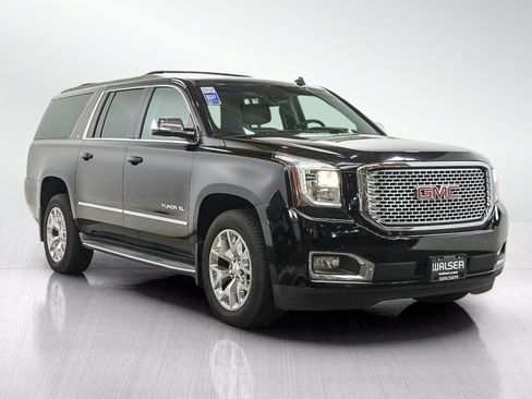 Used 2015 GMC Yukon XL SLT w/ Open Road Package AWD/4WD image 7