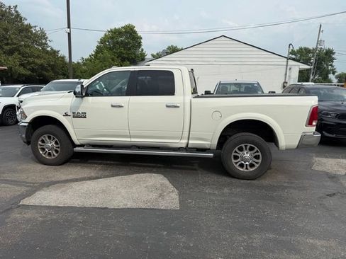Used 2018 RAM 2500 Laramie AWD/4WD image 10